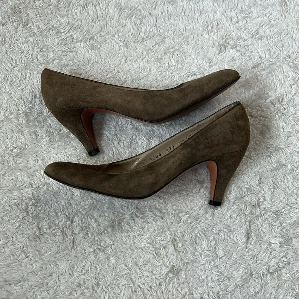 Salvatore Ferragamo Brown Suede‎ Leather Pumps Heels Italy, 6.5 AA Narrow